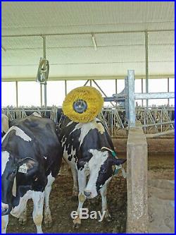 EasySwing Maxi (Large) Livestock Comfort Brush for Cows, Horses, Goats & Others