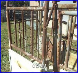Heavy Duty Cattle Squeeze Chute with Palpation Cage Livestock Cow Bull Dairy FFA