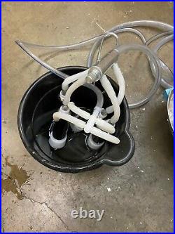 Used Piston Milker Electric Milking Machine for Farm Cows Coats with 25L Bucket